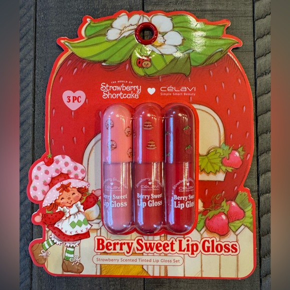 Célavi Strawberry Shortcake Berry Sweet Lip Gloss Set (NEW) - Picture 2 of 5